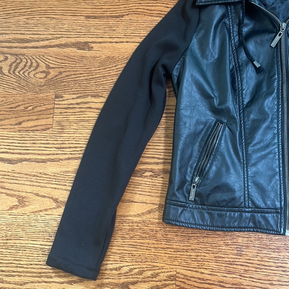 Faux leather jacket - Picture 3 of 7